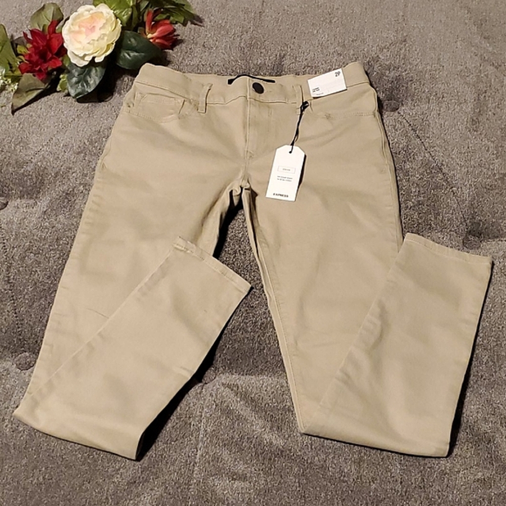 Express mid-rise legging pant 🧍‍♀️